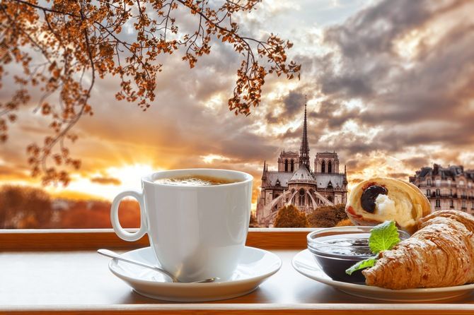 Croissant in Paris